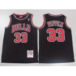 Mens Chicago Bulls #33 Scottie Pippen 1995-96 Black Pinstripe Mitchell&Ness NBA Throwback Jersey