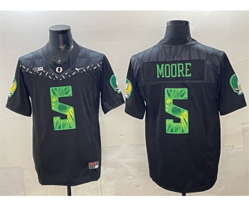 Men's Oregon Ducks #5 Dakorien Moore Black F.U.S.E. Vapor Limited Stitched Football Jersey